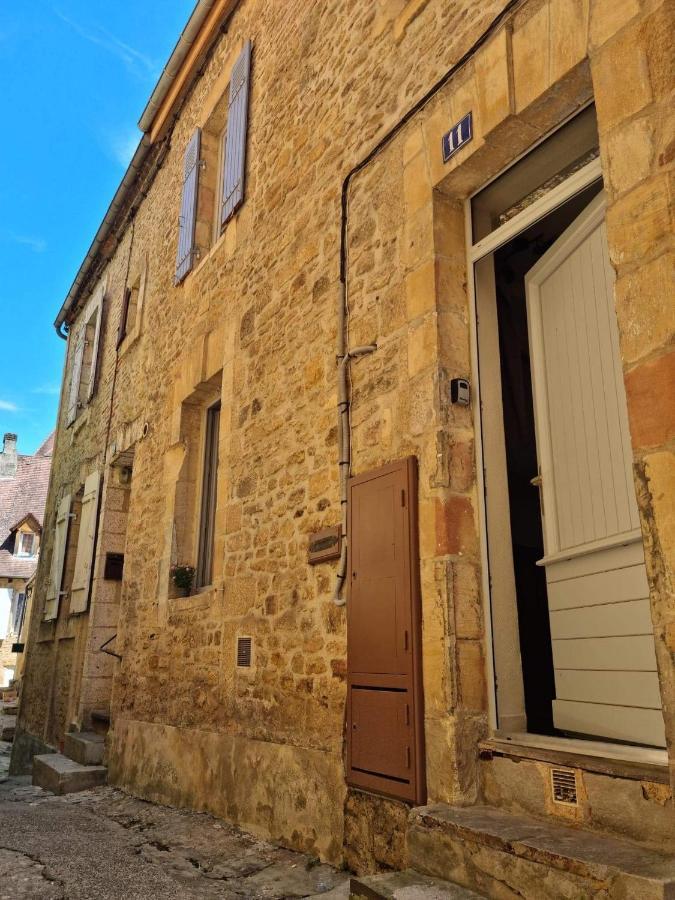 La Maison De Lily Au Coeur De La Cite Medievale Sarlat-la-Caneda Bagian luar foto